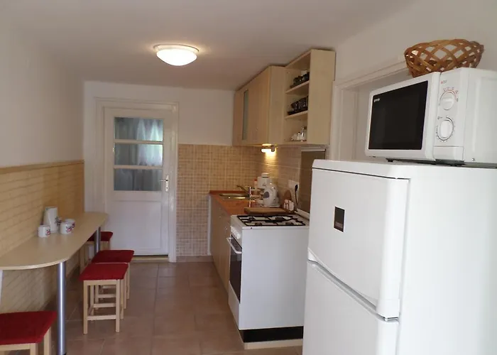 Apartment Szabadido Vendeghaz *